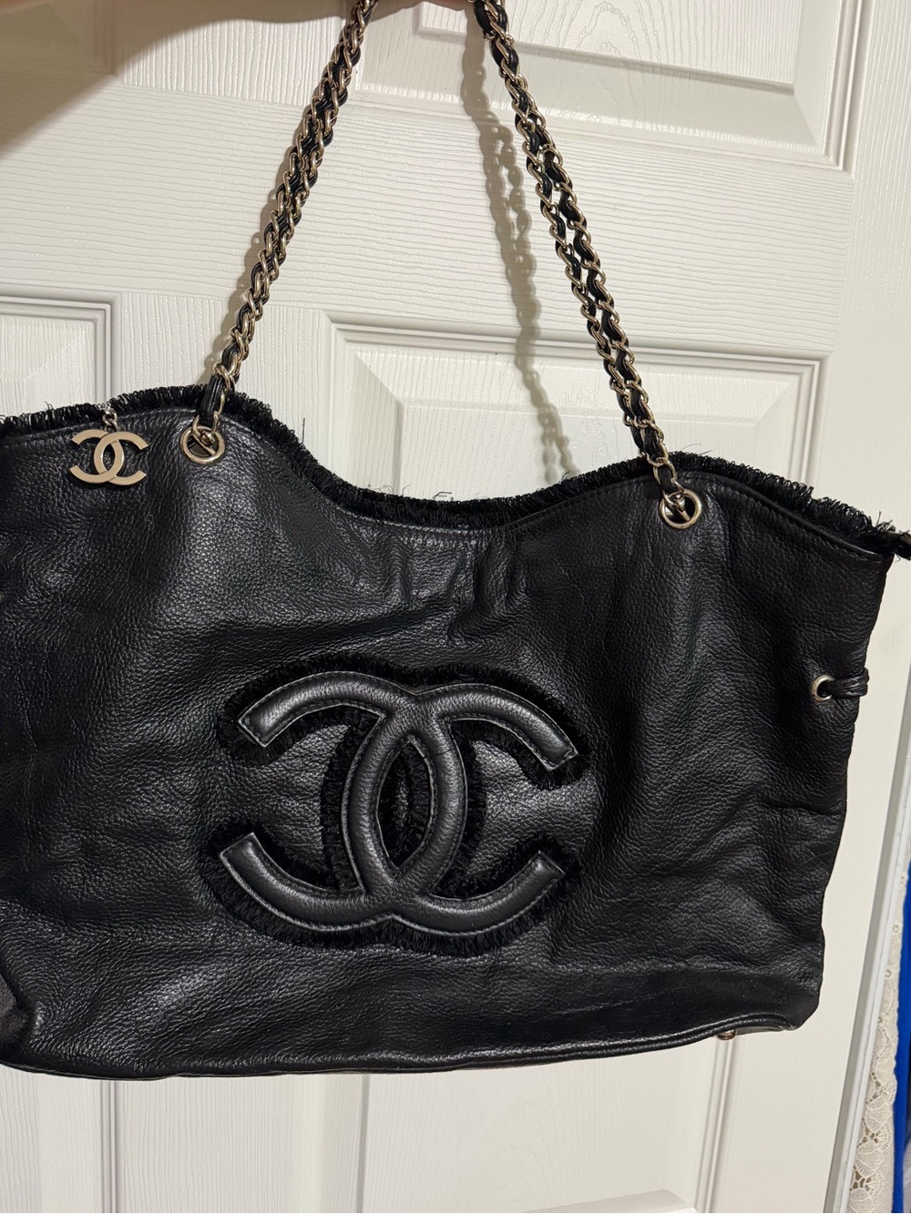 Leather tote